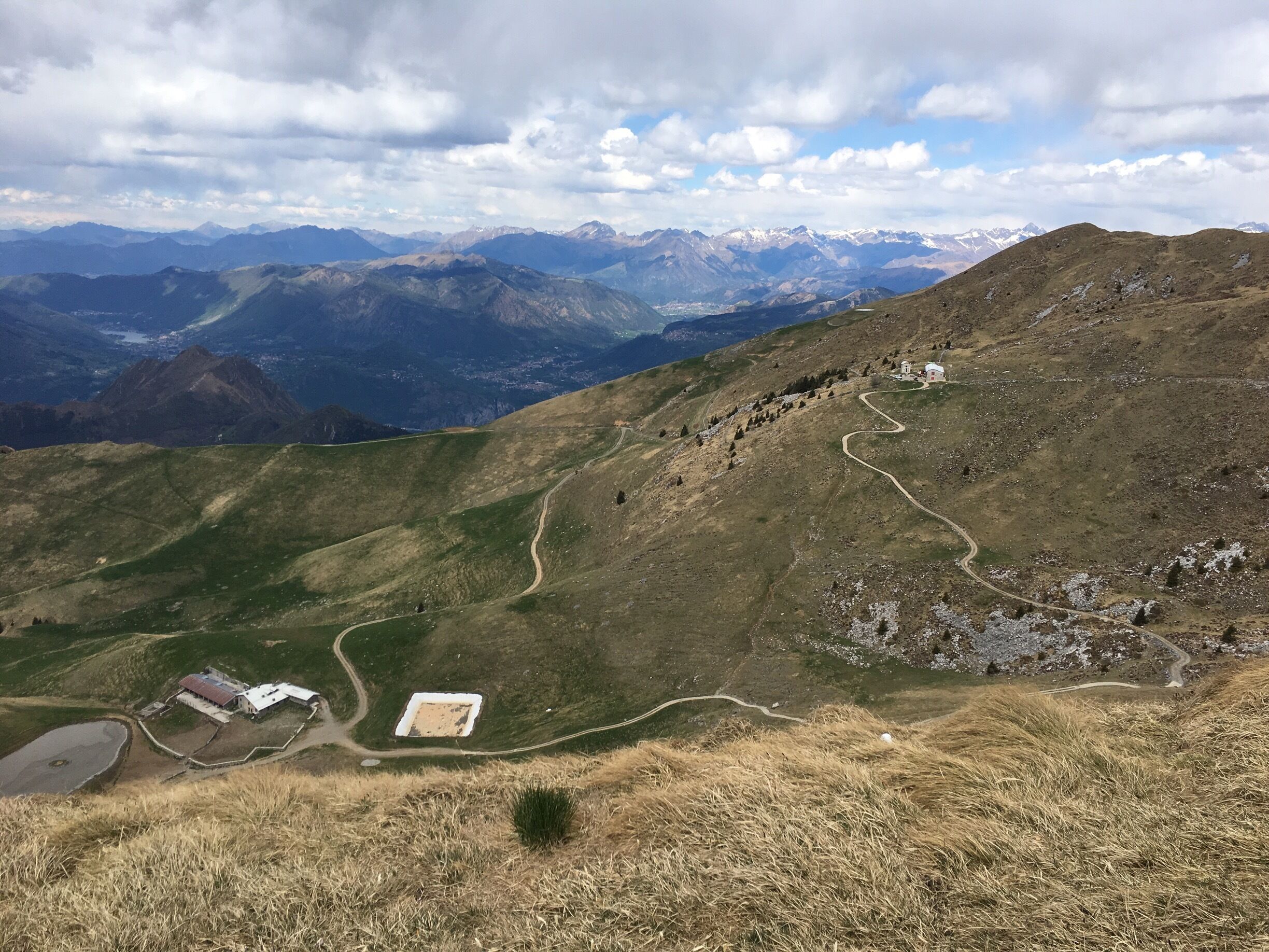 #trekking #landscape #nature #mountain #italy #freedom #happiness 

Monte Guglielmo #lombardia 1957 m. 