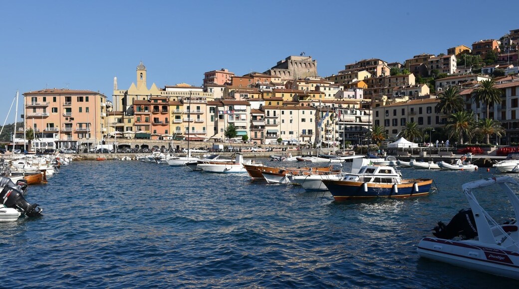 Porto Santo Stefano is a charming tourist destination with an impressive seafaring tradition as well as being the most important town in the Monte Argentario area.
