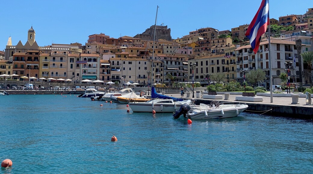 Nice fishermen’s village where also start all cruises to Tuscan islands archipelago.