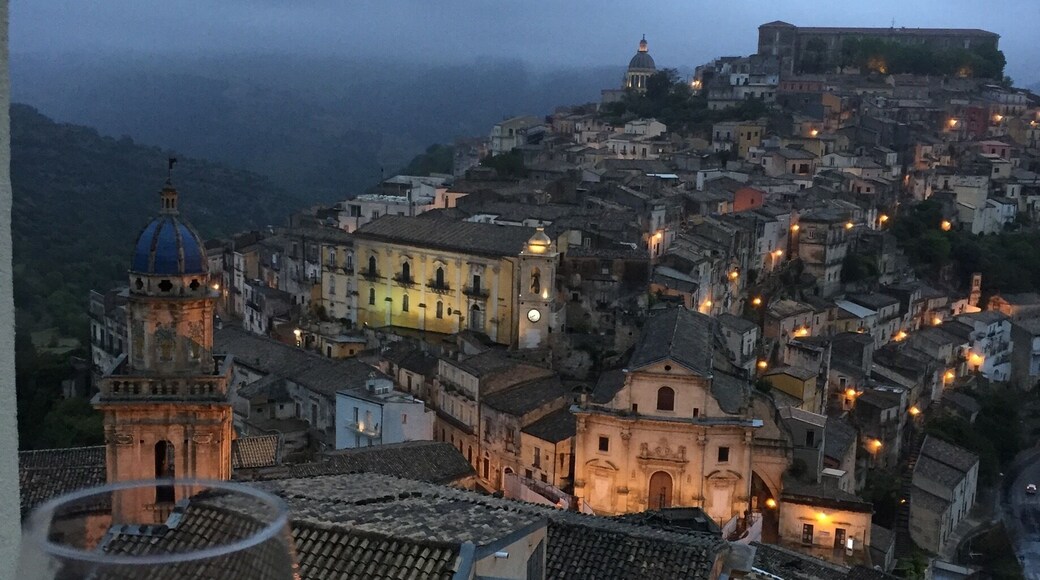 Absolutely fabulous Airbnb