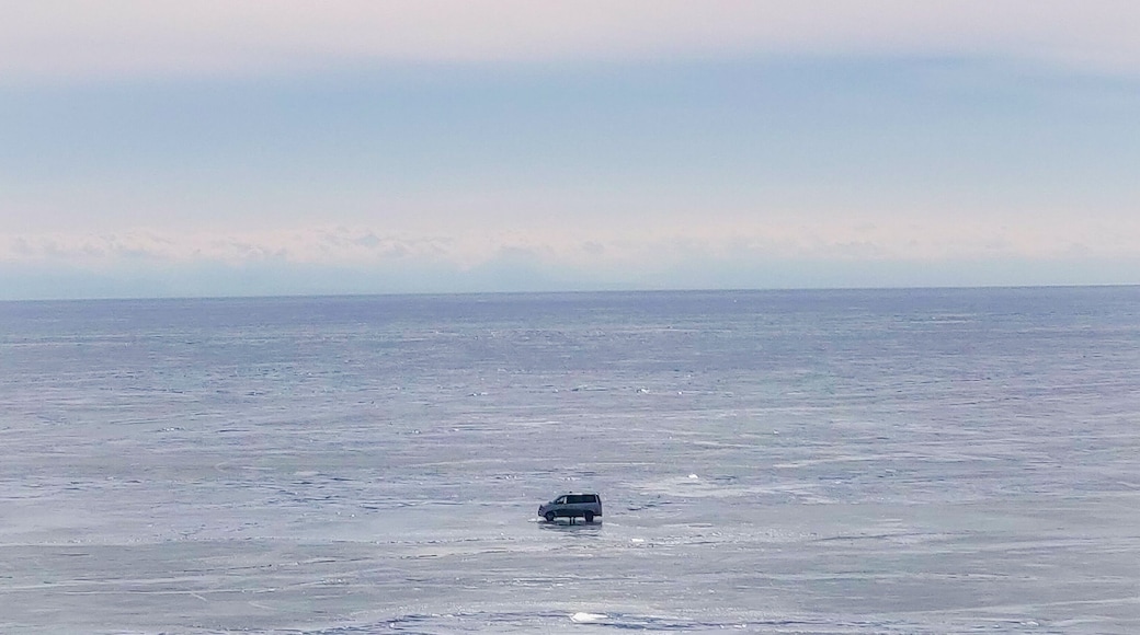 One of the biggest adventures experienced in 2019 was to walk/run/skate on the biggest frozen lake in the world - Baikal, Siberia, Russia. The temperature and the lake makes you feel really tiny !
#Adventure