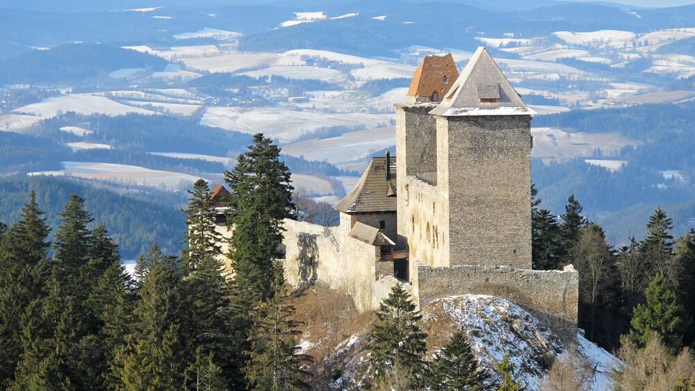 Kaƥperk Castle near Kaƥperské Hory; nature park Kaƥperskå vrchovina, Klatovy District in Czech Republic
