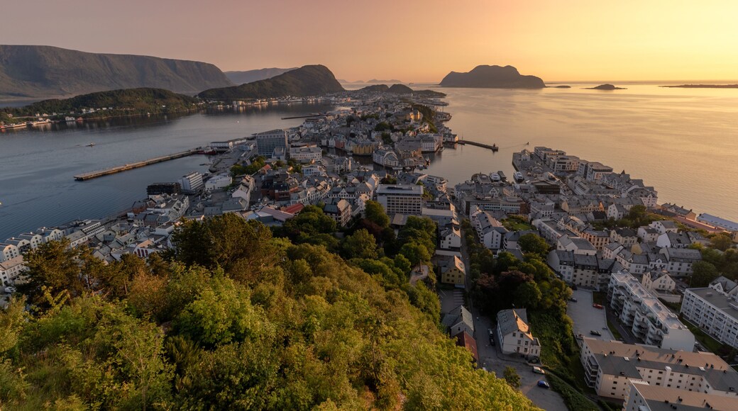 Sunset in Ålesund