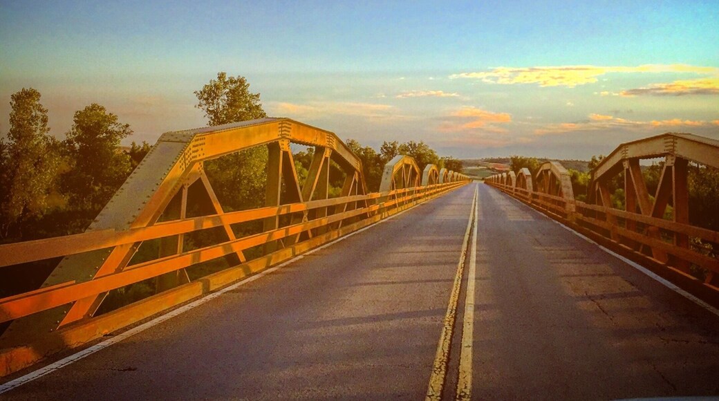 Old Style Span Bridge on old Route 66.