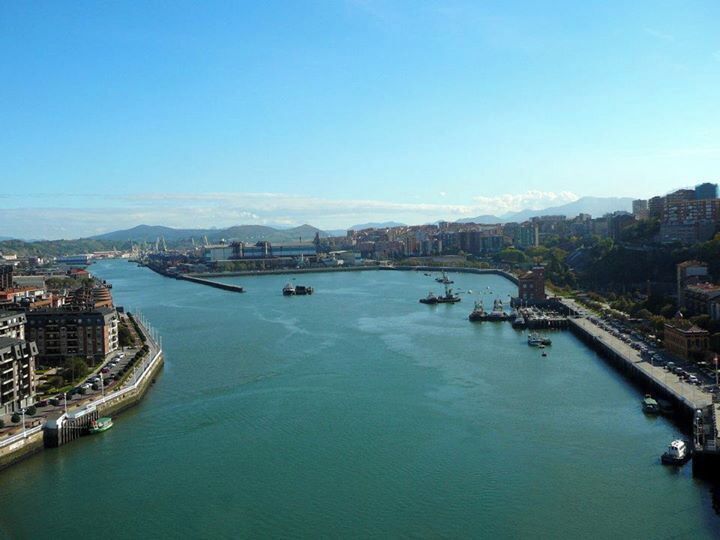 The view the other direction, back towards Bilbao