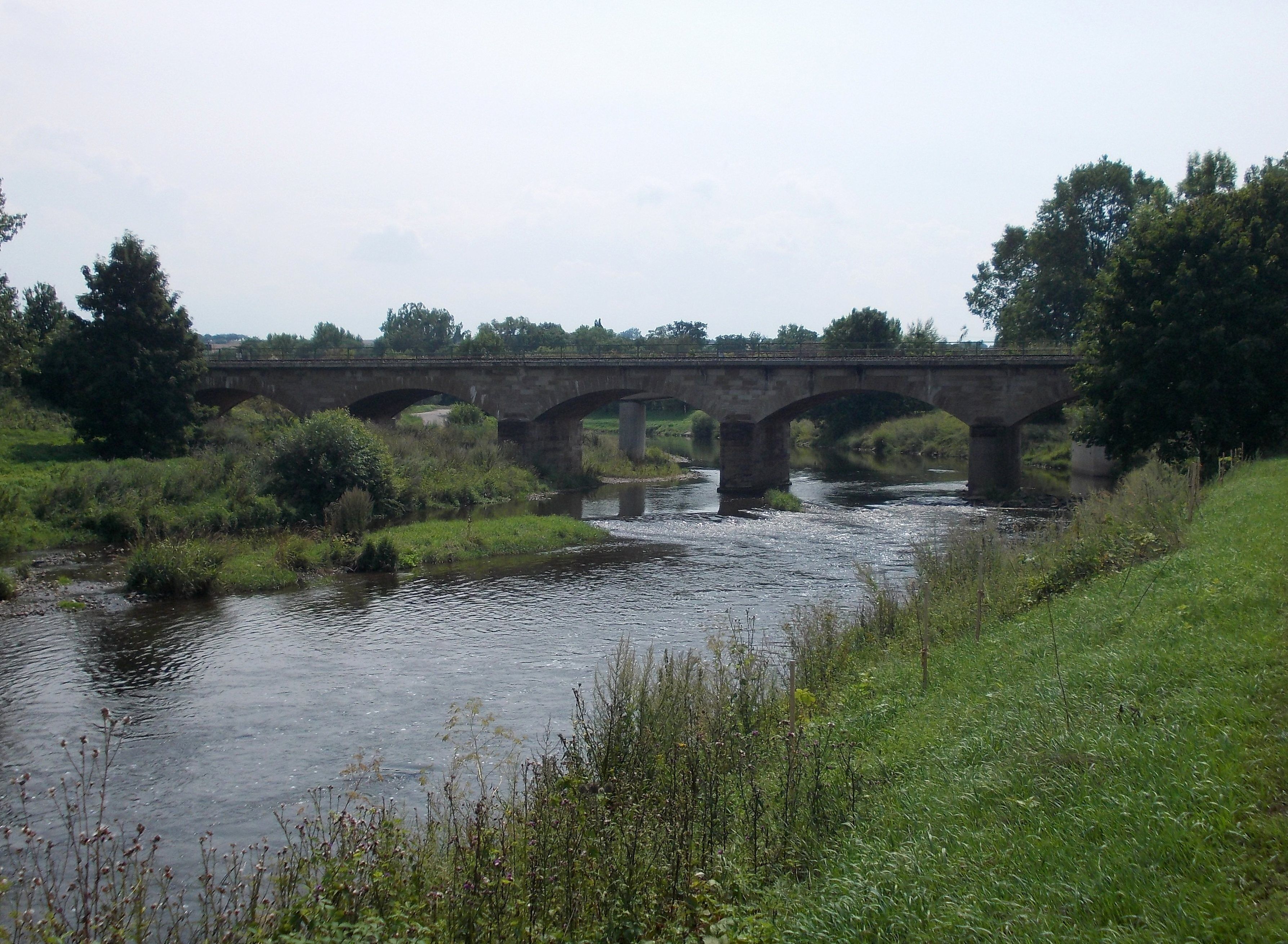 Bridge of the Leipzig-Gera railway line over the Weisse Elster in Bad Köstritz (Greiz district, Thuringia)