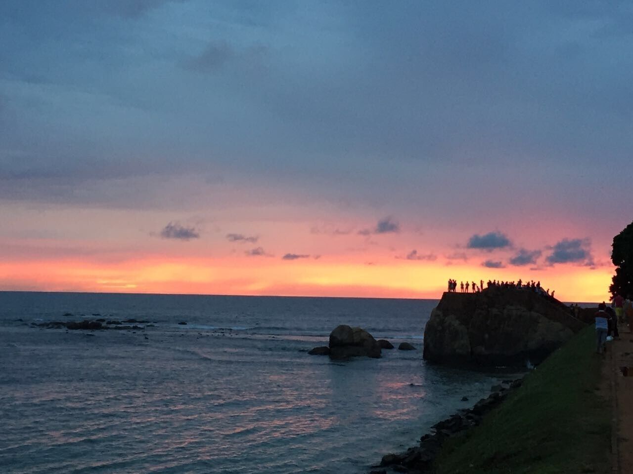 Many shades of sunset #beachbound