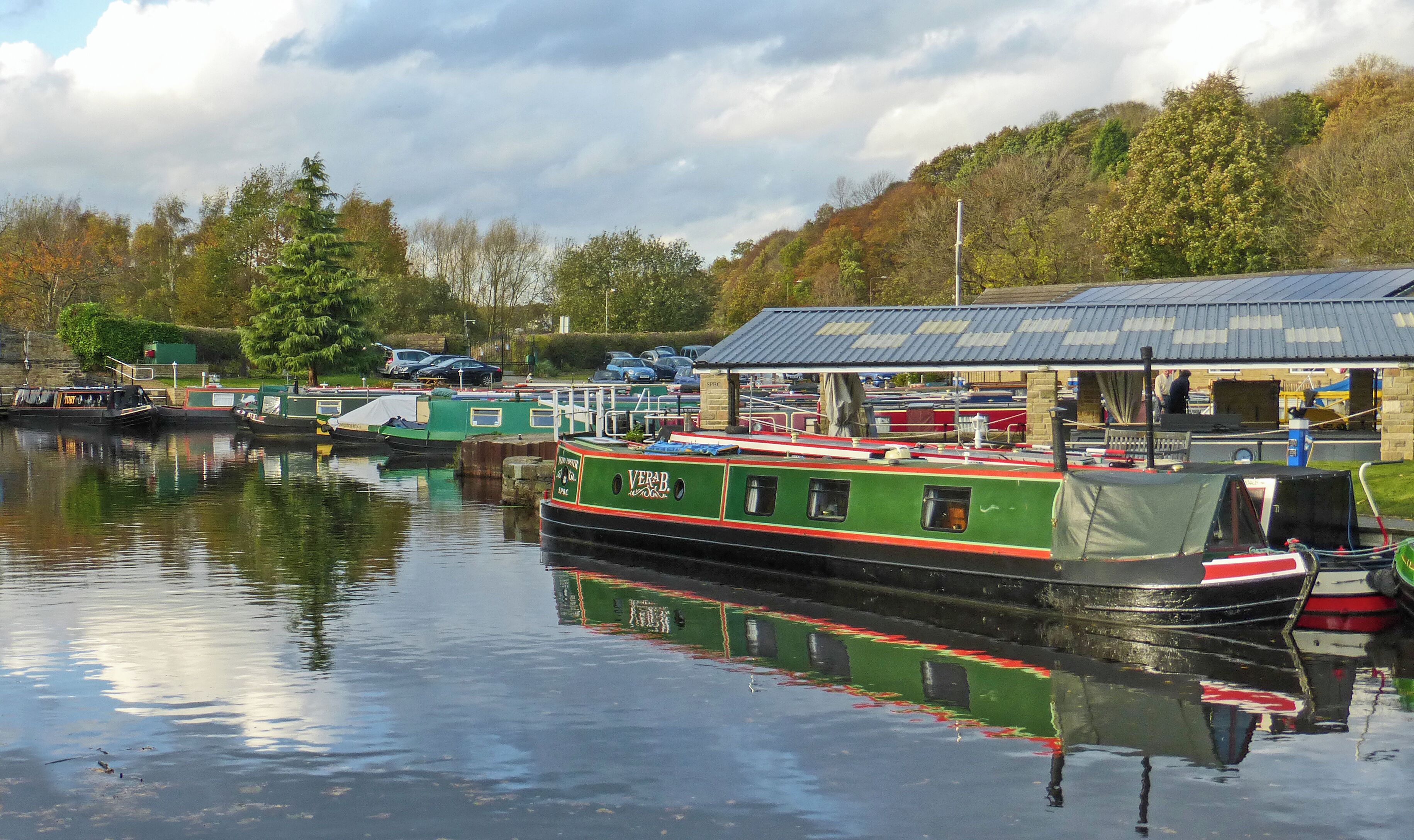 Battyeford Marina on the Calder and Hebble Navigation