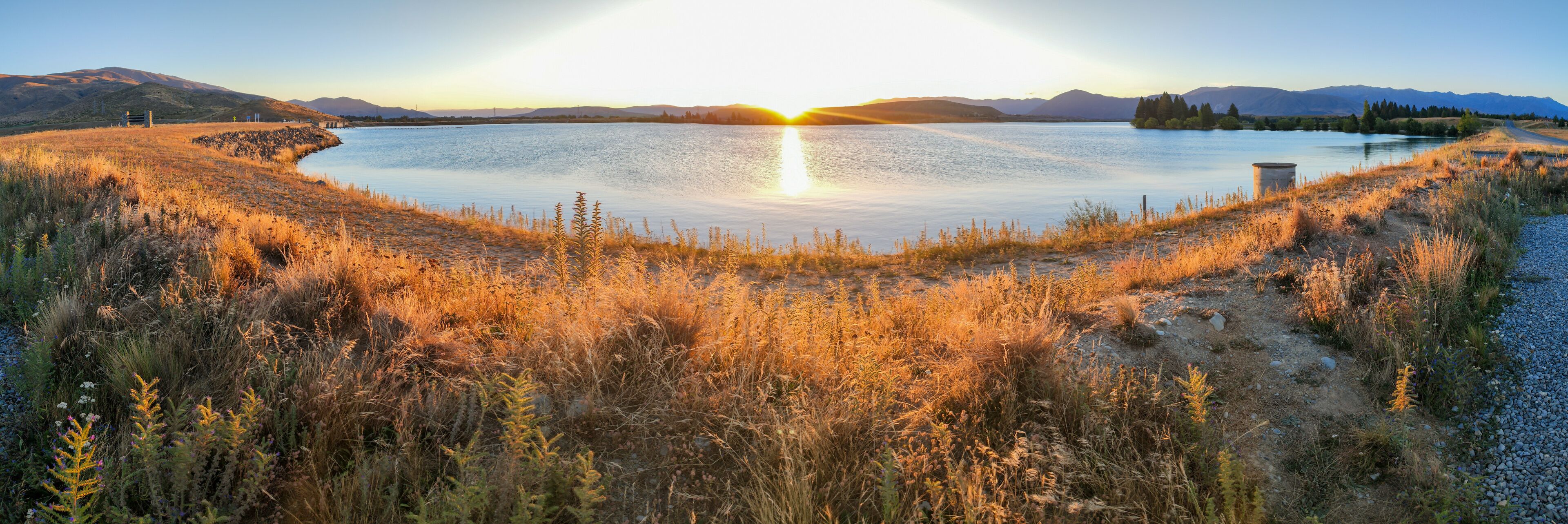 View at Lake Ruataniwha in New Zealand