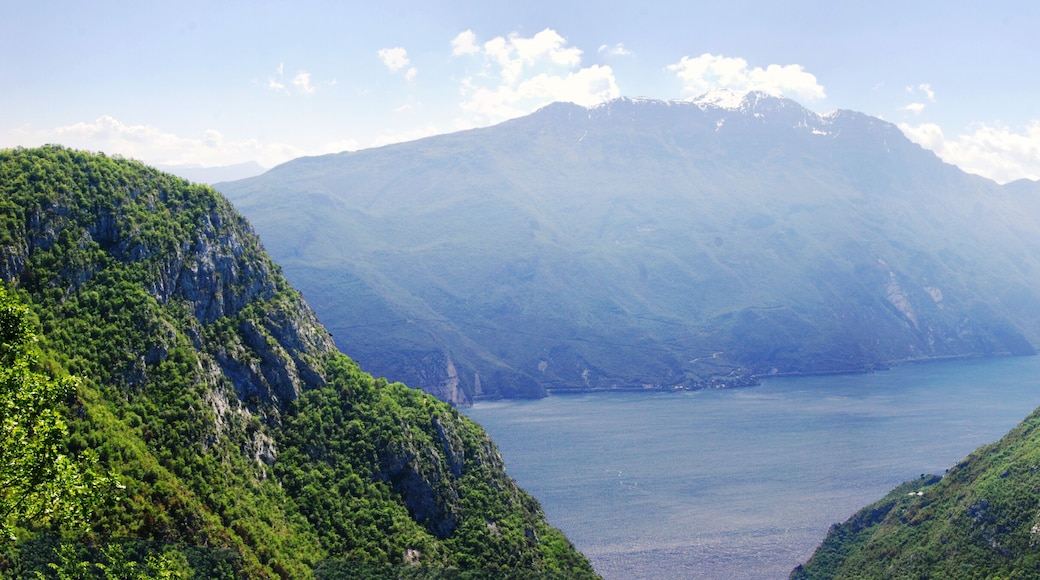 Lago di Garda dal Bivacco Arcioni
