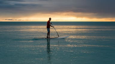 Man with paddle at Bahamas