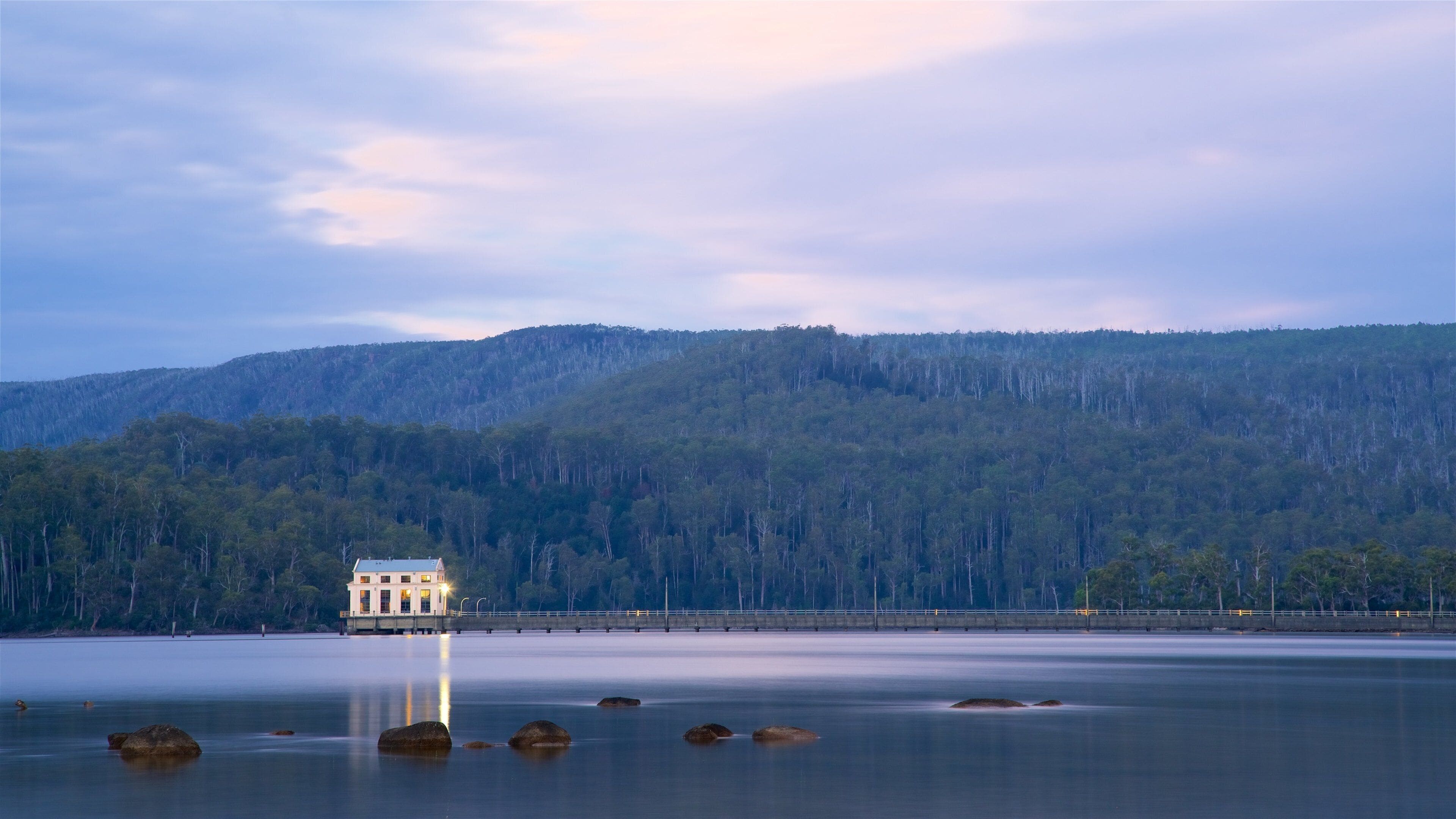 Lake St Clair National Park