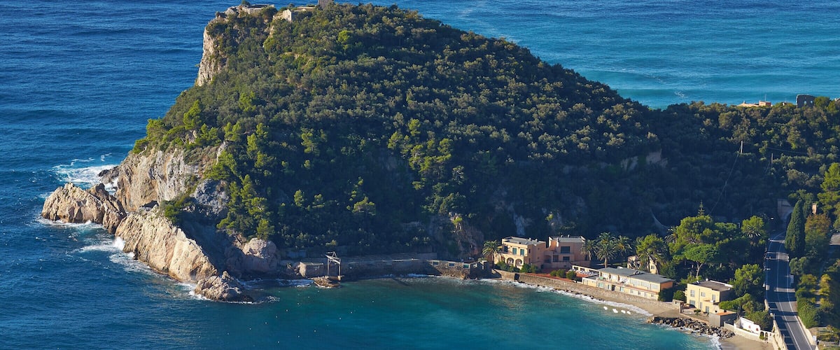 Castello di Varigotti, telefoto