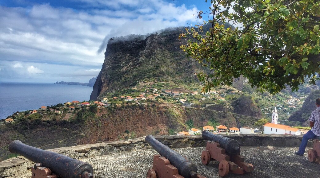 Faial - Madeira Island
🏖 Europe's Leading Island Destination 2016
🏖 World's Leading Island Destination 2015
🏖 Europe's Leading Island Destination 2014
🏖 Europe's Leading Island Destination 2013