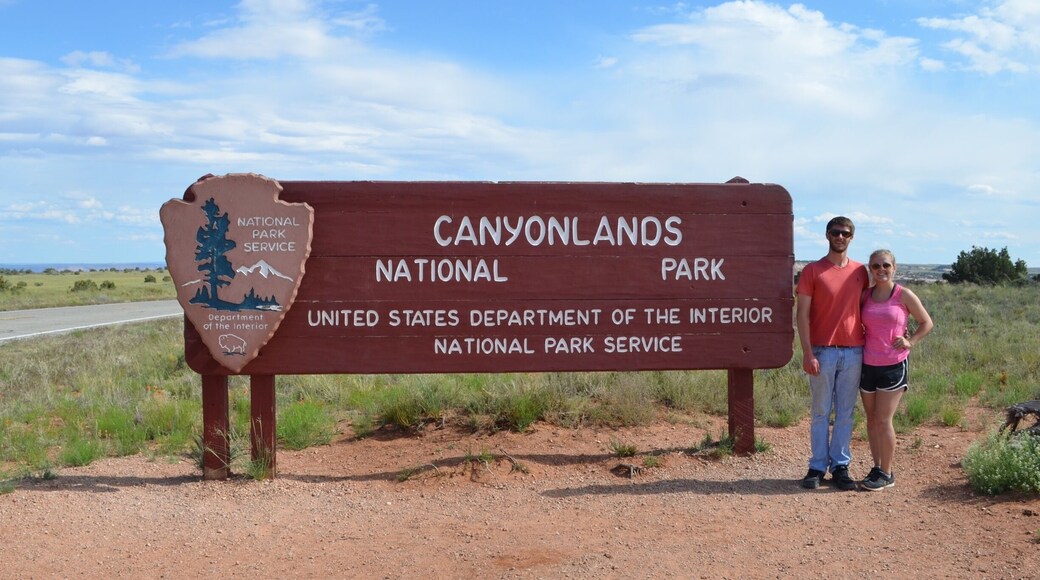 The boyfriend and I entering Canyonlands National Park. This park is awesome and I hope to explore it more some day. #NationalPark #CanyonlandsNationalPark #Utah