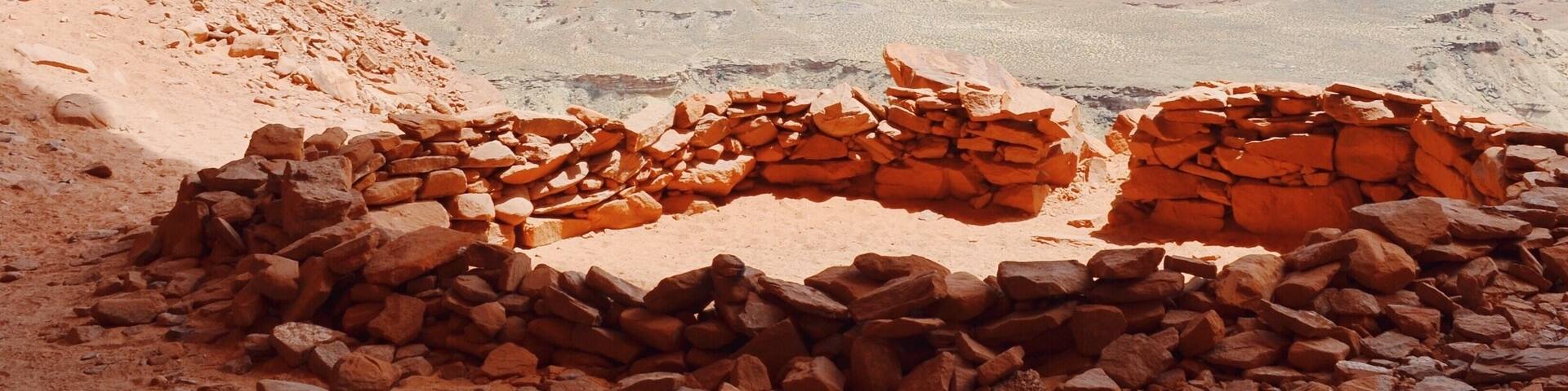 This is False Kiva, a Class II Archaeological site, located in Canyonlands National Park. You will never find this on any map because the park is trying to preserve it as much as possible. They believe Native Americans used this as a religious area. The trail is not marked and it's pretty difficult to get to but is quite peaceful because very little people know about it. #CanyonlandsNationalPark #Utah #RoadTrip #NationalPark #Bestof5