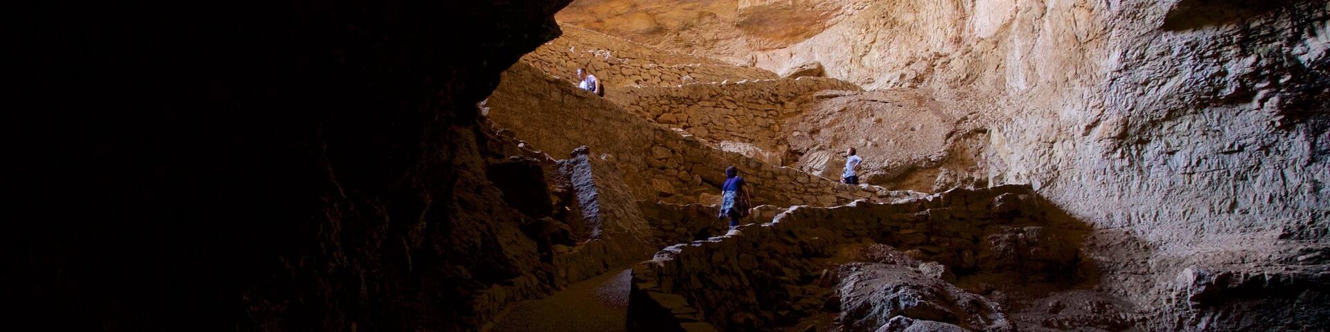 Carlsbad Caverns National Park which includes caves