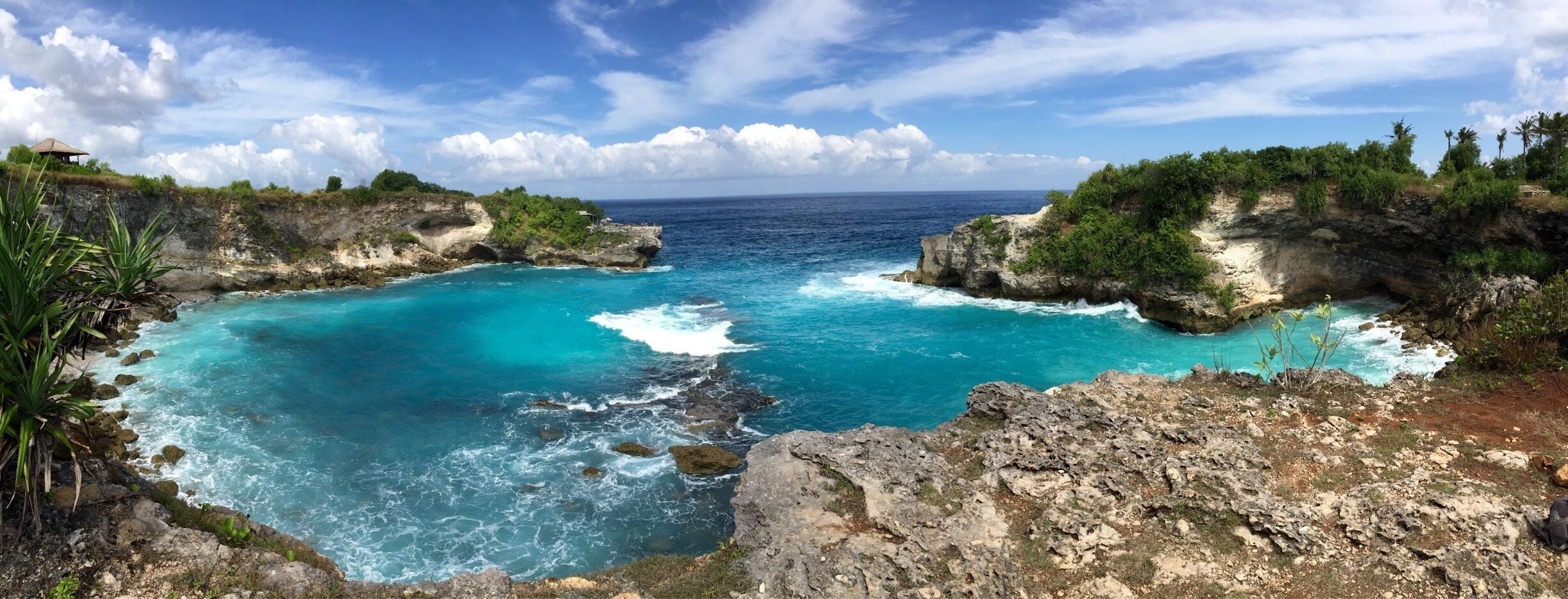 Blue Lagoon, a somewhat secluded
spot on Nusa Ceningan. To get there, rent a motorbike from Nusa Lembongan, cross the yellow bridge and head right. Follow signs for Secret Point. 

#waterlust