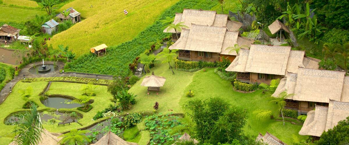 Bali mettant en vedette hôtel ou complexe de luxe et scènes tranquilles