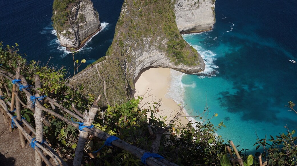 Kelingking beach Nusa Penida bali