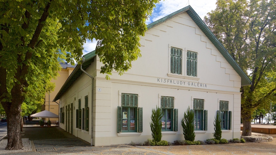 Balatonfüred ofreciendo señalización