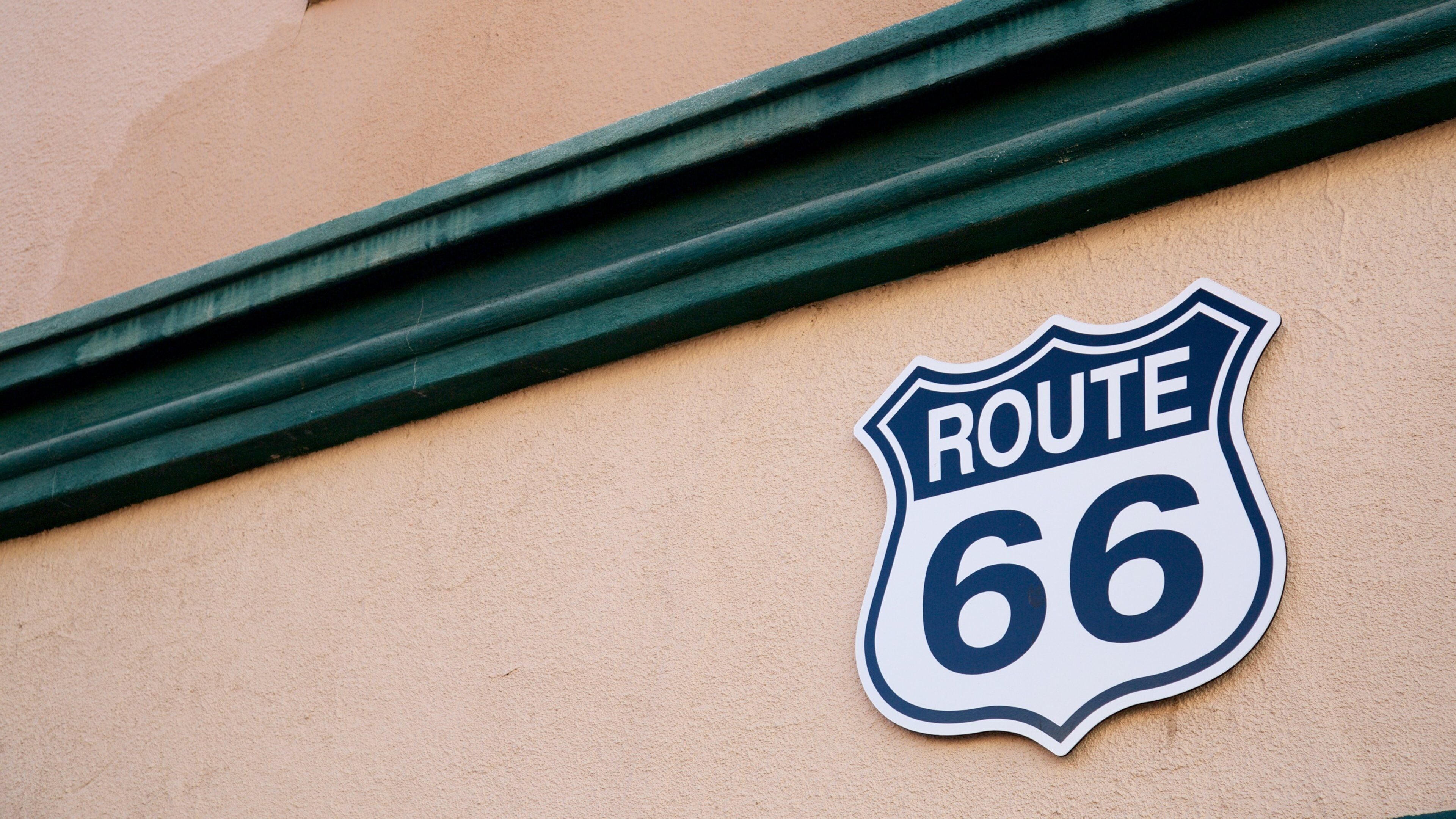 Albuquerque showing signage