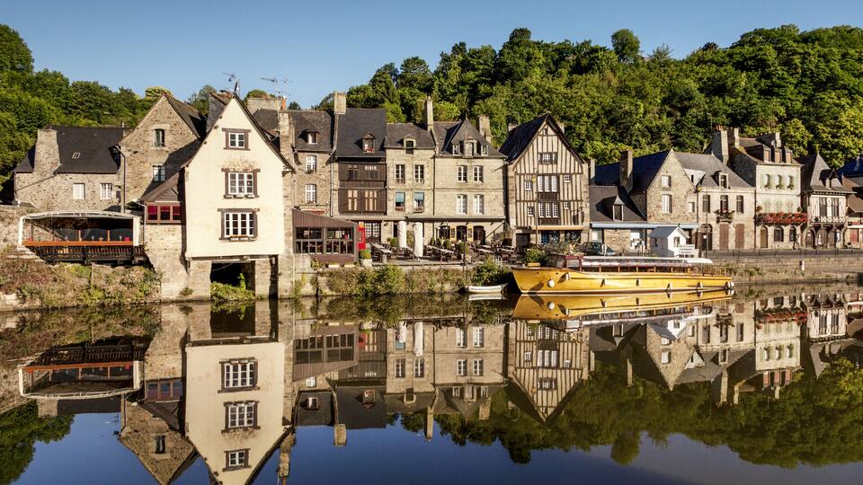 The picturesque medieval port of Dinan on the Rance Estuary, Brittany, France; Shutterstock ID 576924070; purchase_order: SP-1332 HA Batch 2 August 2018; Order: ; client: HomeAway; other: To be paid w
