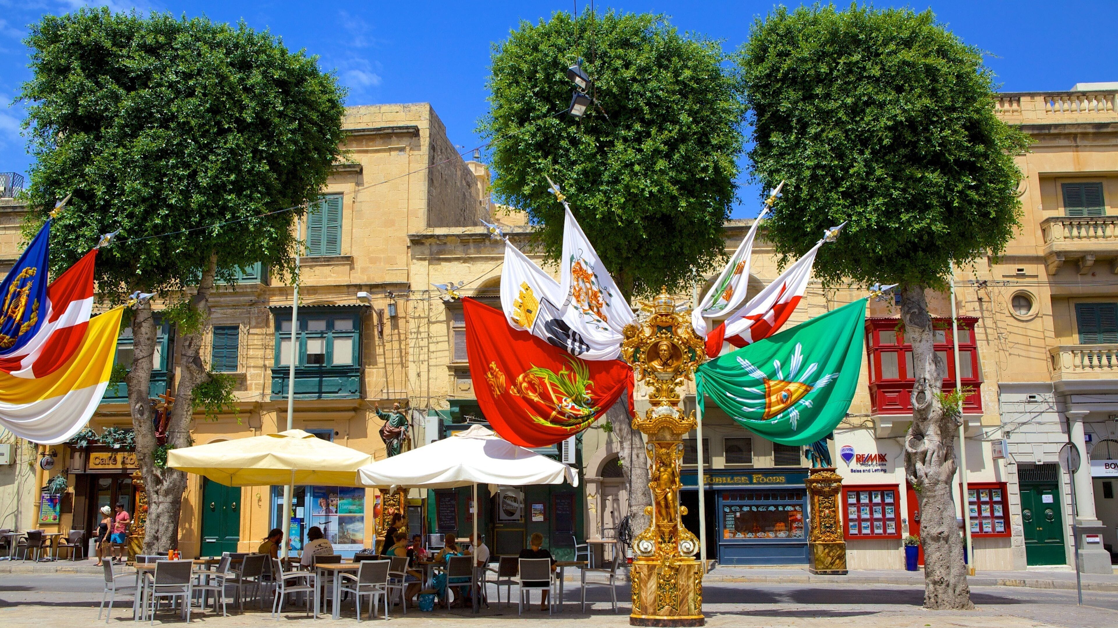 ゴゾ どの含み 遺跡, ストリート シーン と 像あるいは彫刻