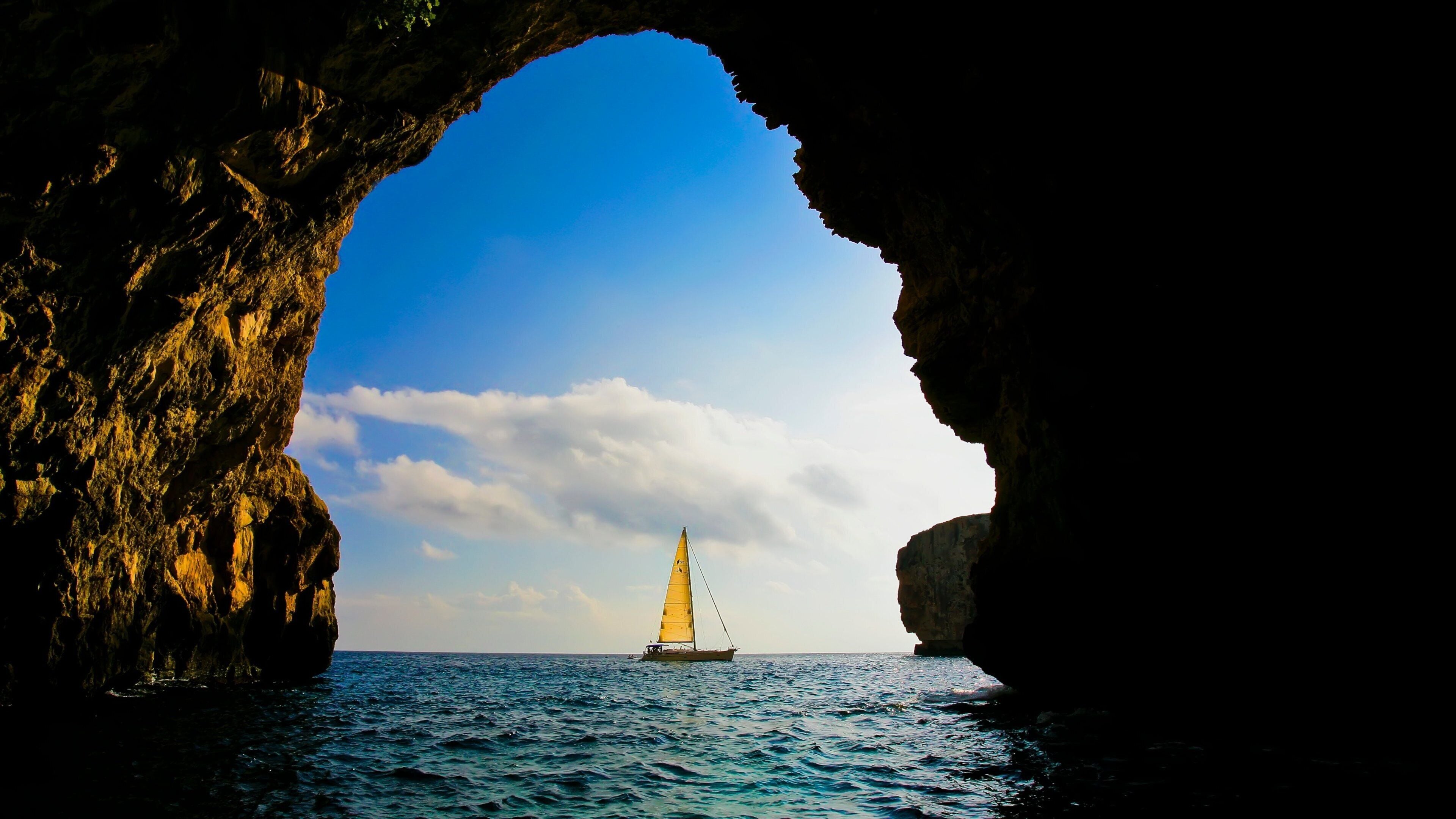 ゴゾ 表示 洞窟, 自然の風景 と セーリング