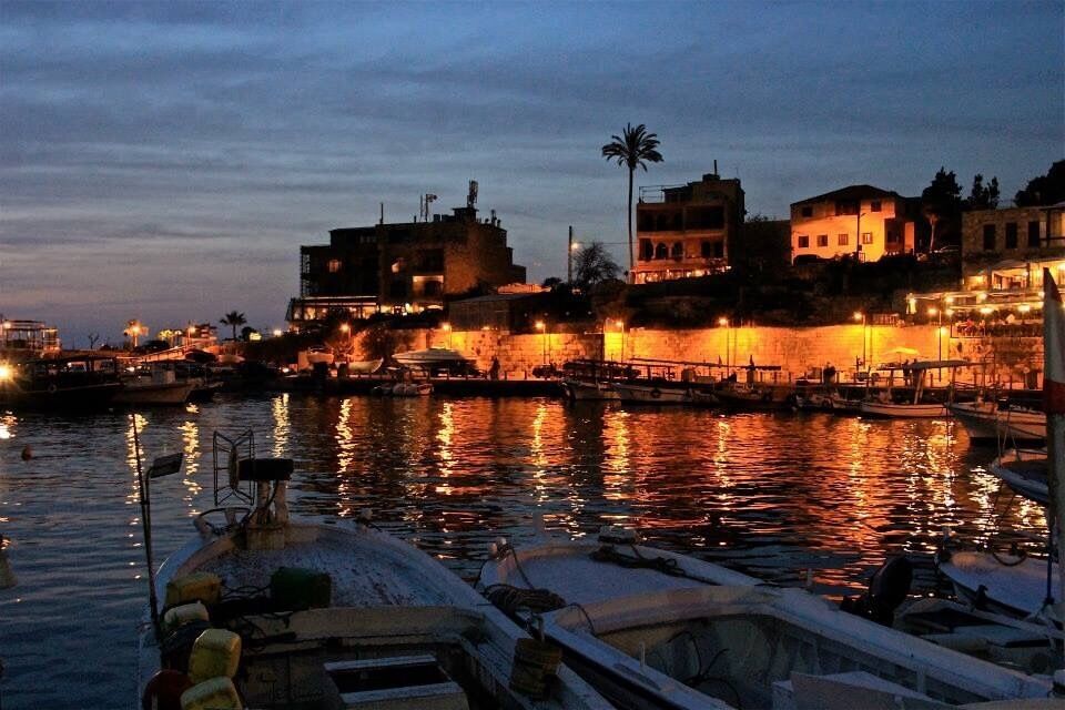 The port of the oldest inhabitant cities on earth.you will enjoy the warm water in summer, an excellent Lebanese meal, and the kindness of friendly people.