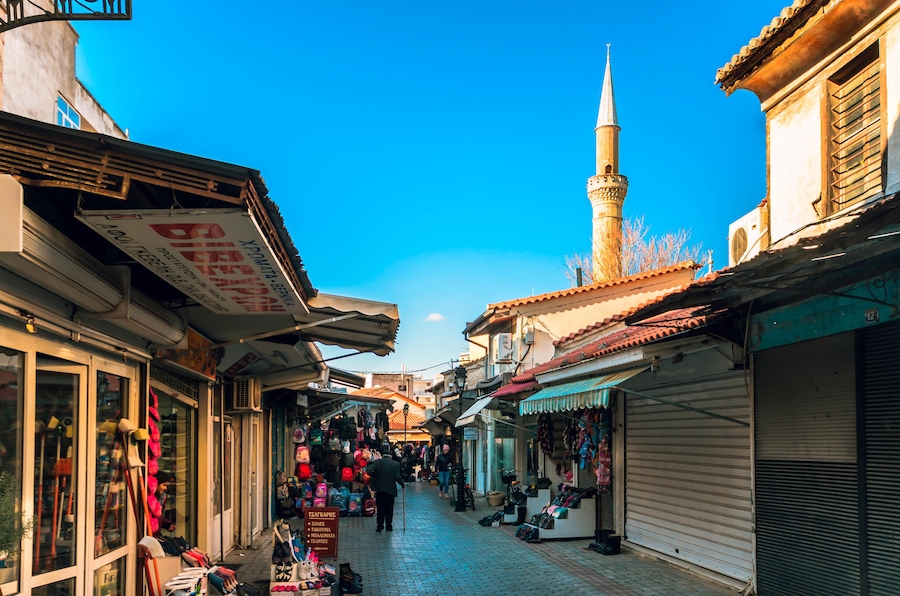The old market of Komotini, a small area of the shops which dates to the Ottoman era. Here you will find every kind of shop from antique stores .