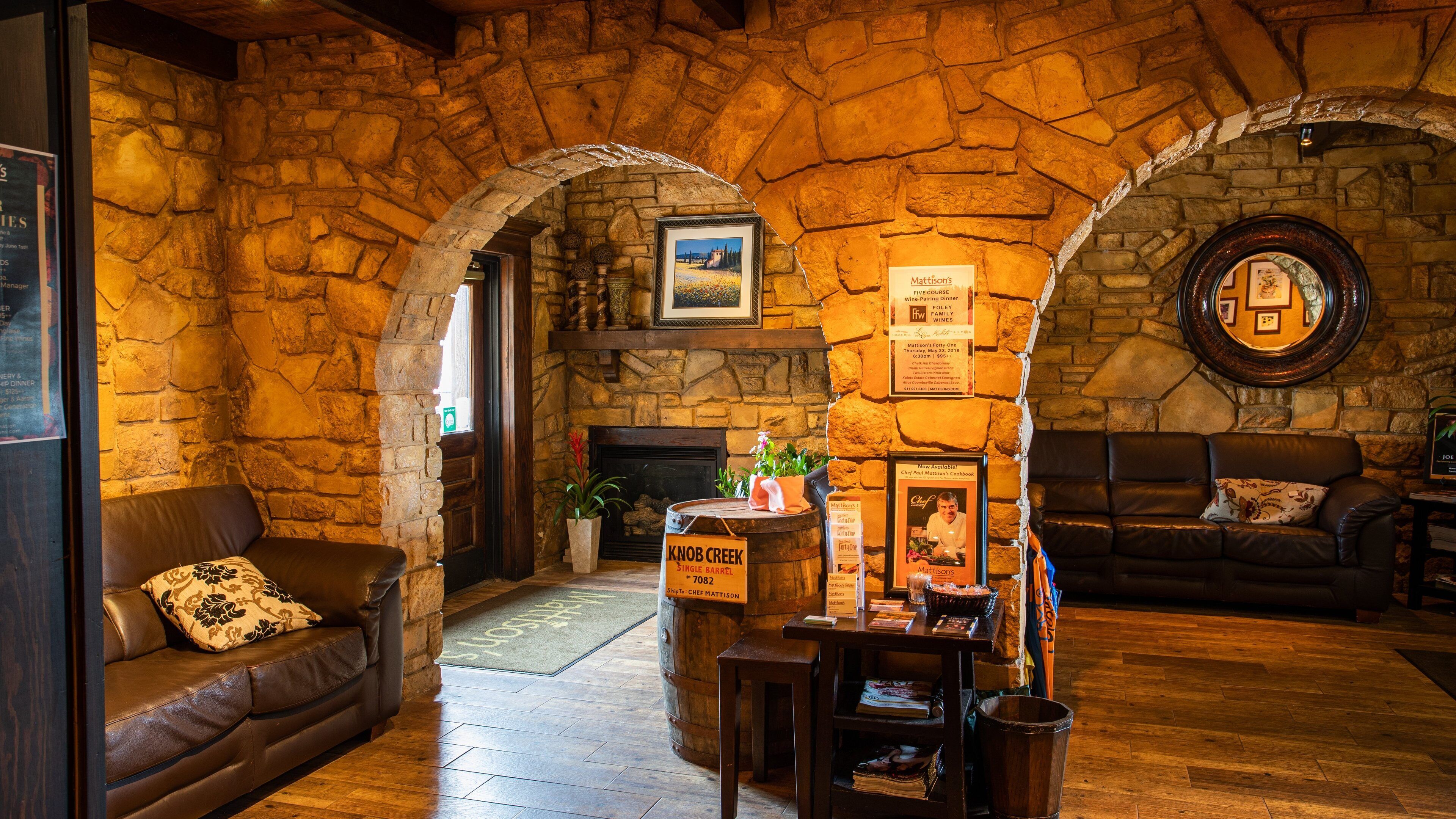 Sarasota featuring interior views