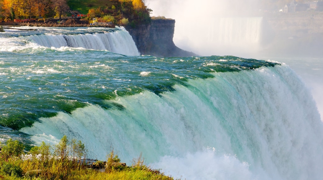 Ontario showing a cascade