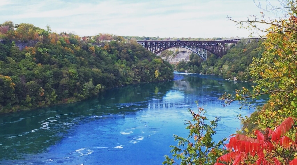 Whirlpool Bridge, Niagara Falls, USA