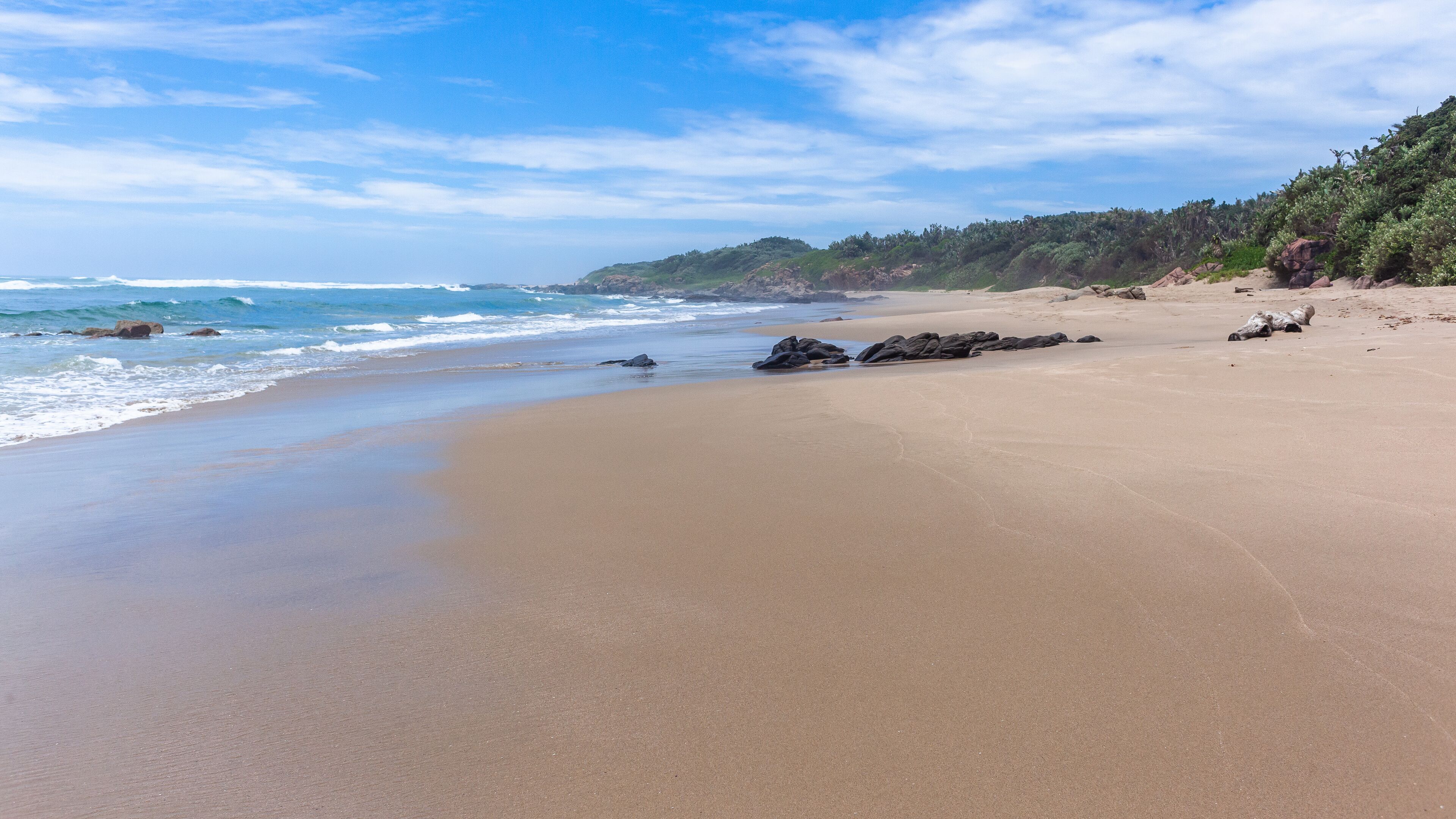 Beach Sand Ocean Waters Edge Walking Perspective Landscape