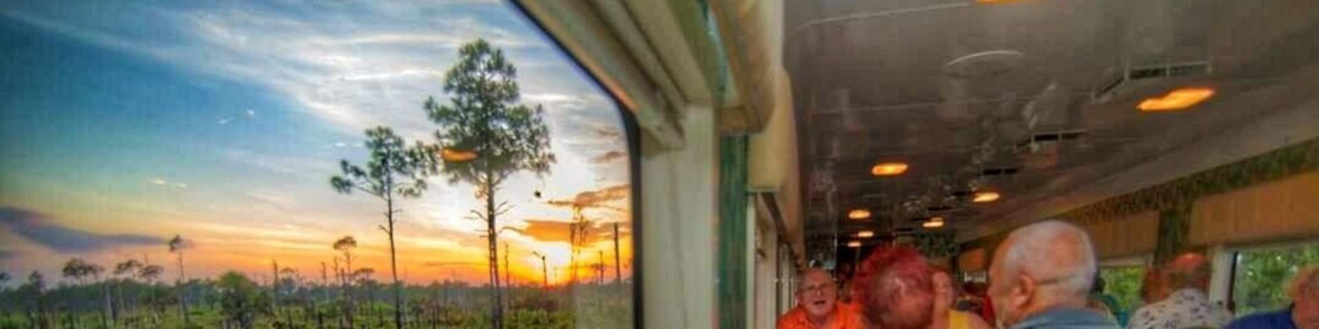 Took the wife to the murder mystery in ft Myers Florida. This was about an hour into the ride as the sun was setting.