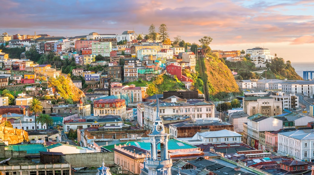 Colorful buildings of Valparaiso, Chile
