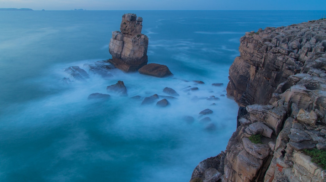 At the end of Europe, reaching out towards the Americas sits the finality of Portugal in formidable rocks and waves. Peniche is a small beautiful town with this fierce secret. #culture