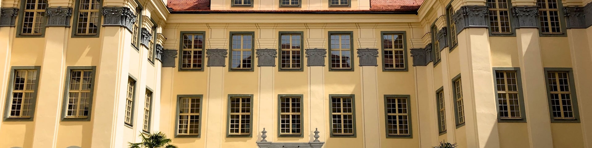 Tettnang New Palace is one of the most beautiful palaces in Upper Swabia. Its spectacular Baroque interiors are among the finest in the region.
Tettnang Castle, also known as the Tettnang New Palace is one of three castles in the German town of Tettnang. The other ones are Tettnang Old Palace and Torschloss close to Bärenplatz.