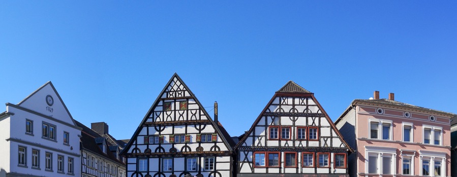 Alte Häuser am Marktplatz von Unna im Ruhrgebiet in Deutschland