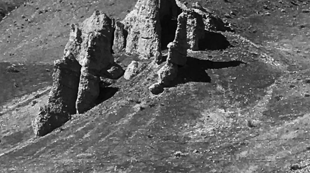 Love stone formation seems like there's a piece of Mars on earth....