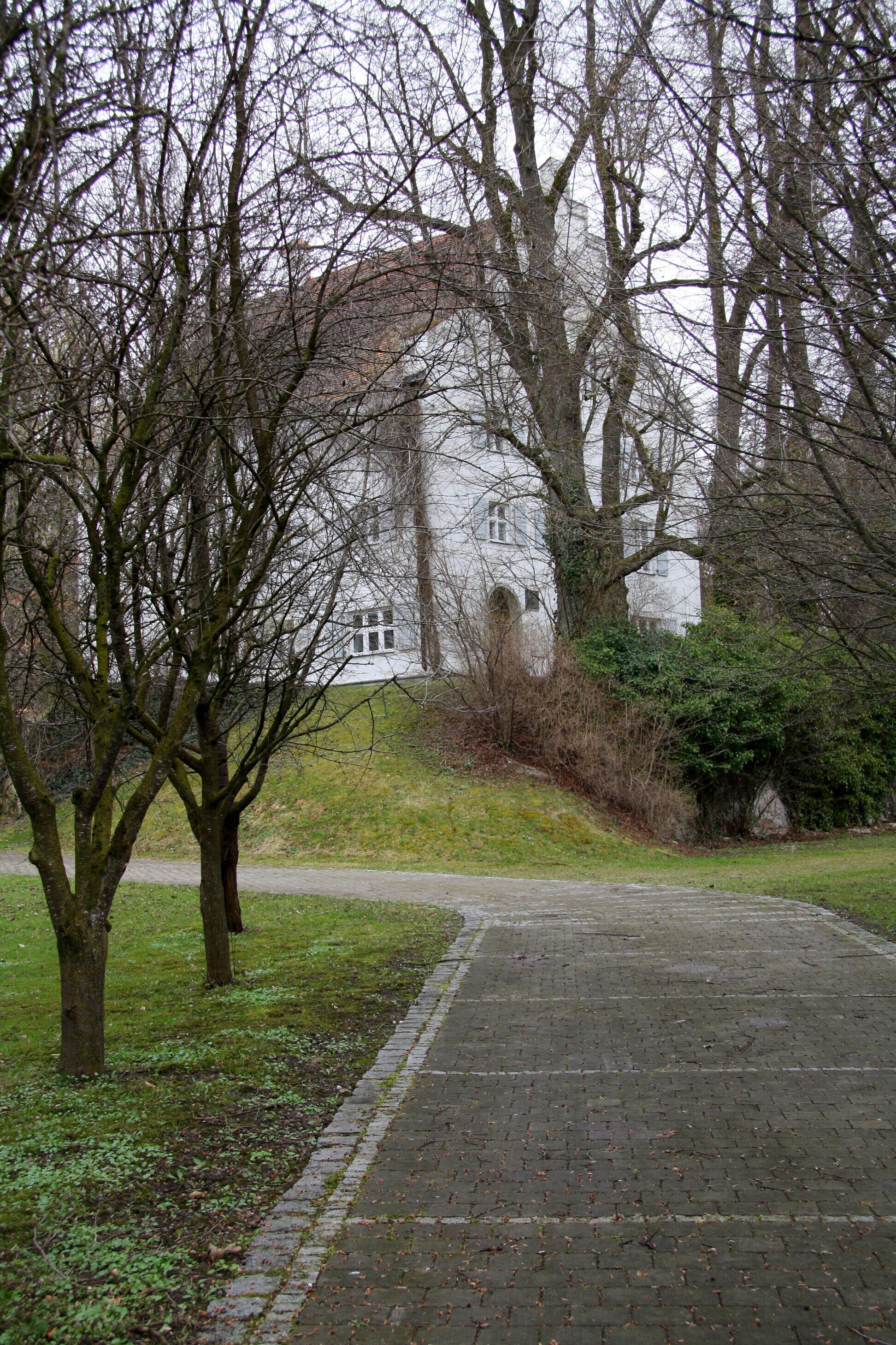 Notzing castle, seen from north-west