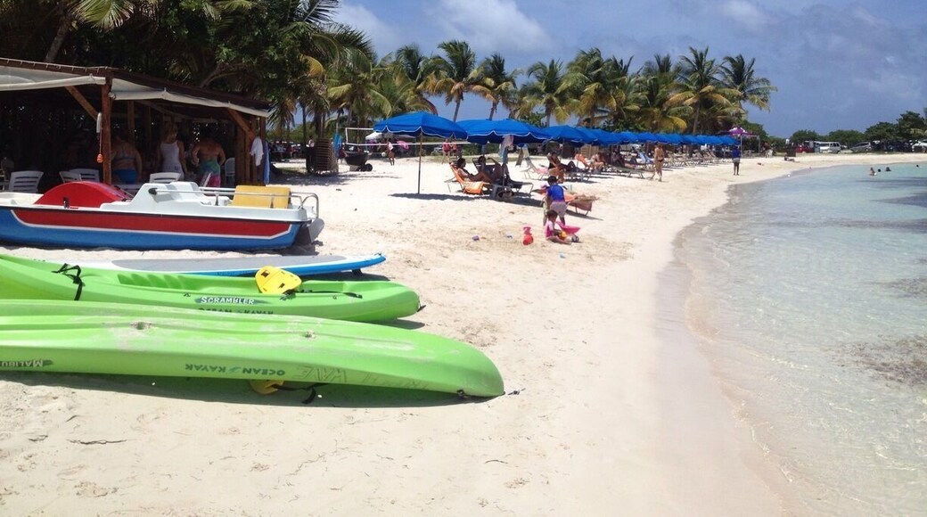Just south of Orient Beach is a quiet spot with a long sprawling beach. One small lolo restaurant with a great creole sauce.