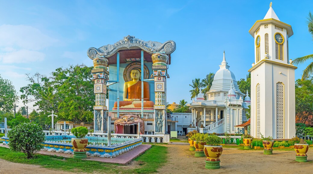 Angurukaramulla Buddhist Temple in Negombo