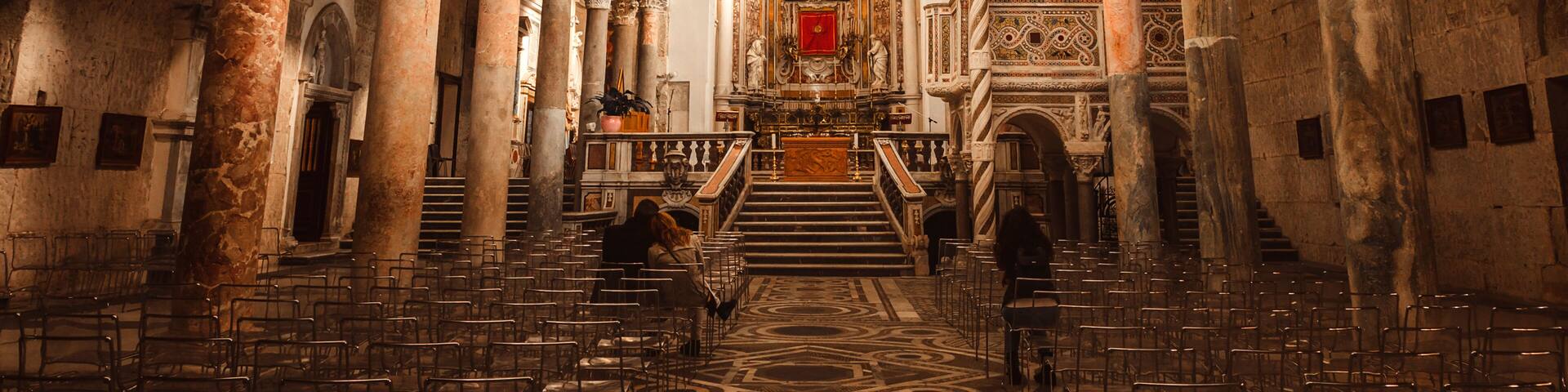 the splendid cathedral of Sessa Aurunca, a Roman city located on the Domitian coast, a few steps from Gaeta