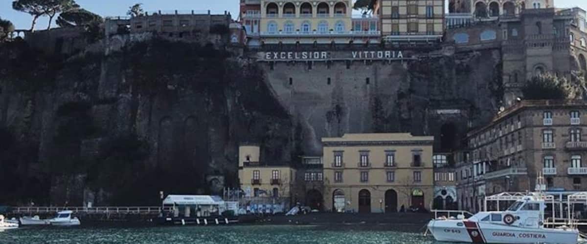 What up #Sorrento #Italy ... it’s gorgeous! ...but it’s super dead in the off season & lots of things were not open.
#travel