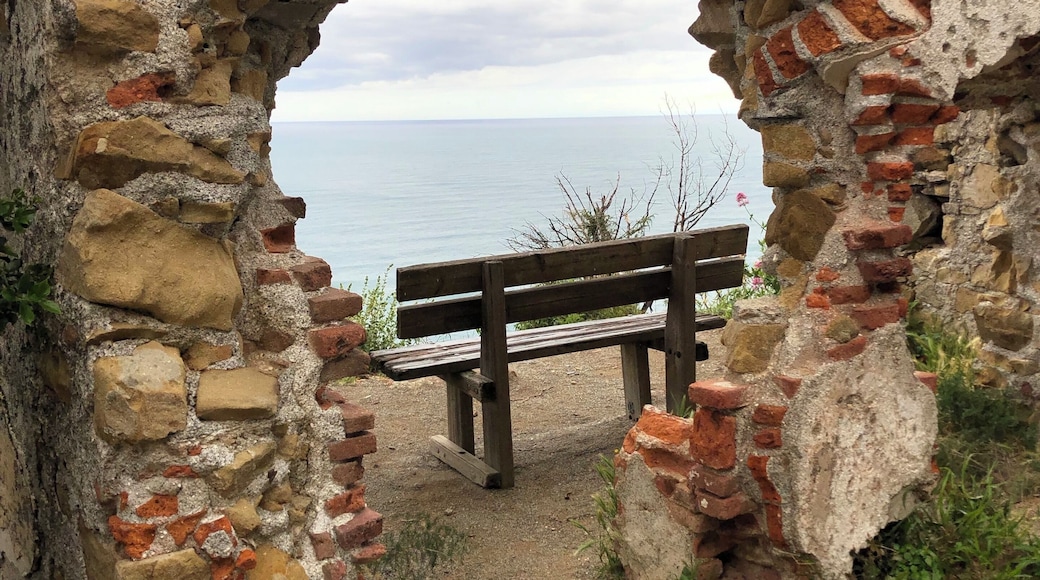 Come and just chill with us right here!
#ReDiscover