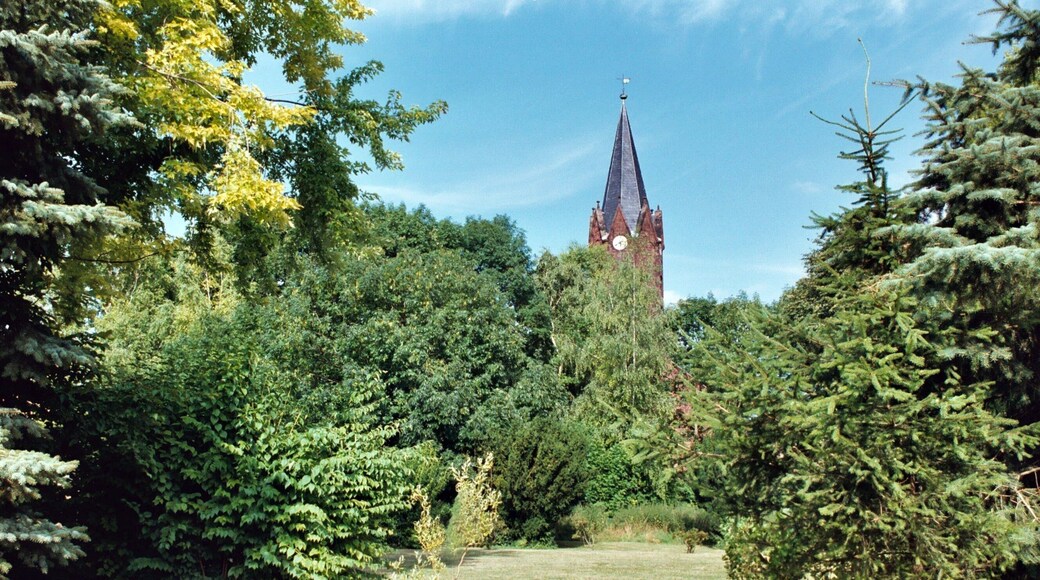 Rothenschirmbach (Lutherstadt Eisleben), the village park