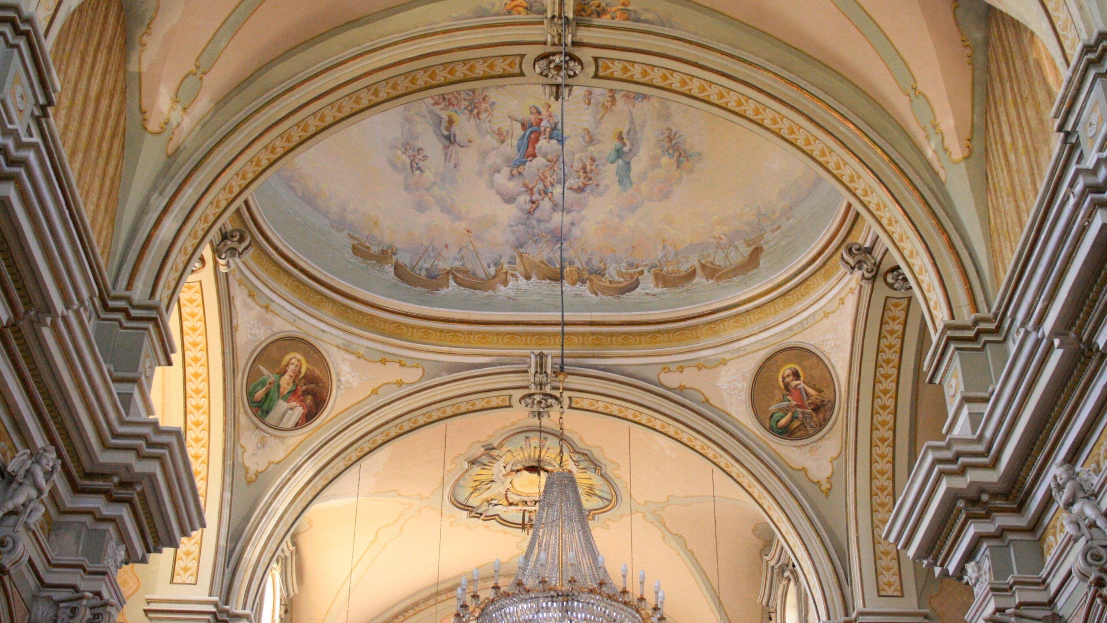 Lecce som inkluderer kulturarv og innendørs