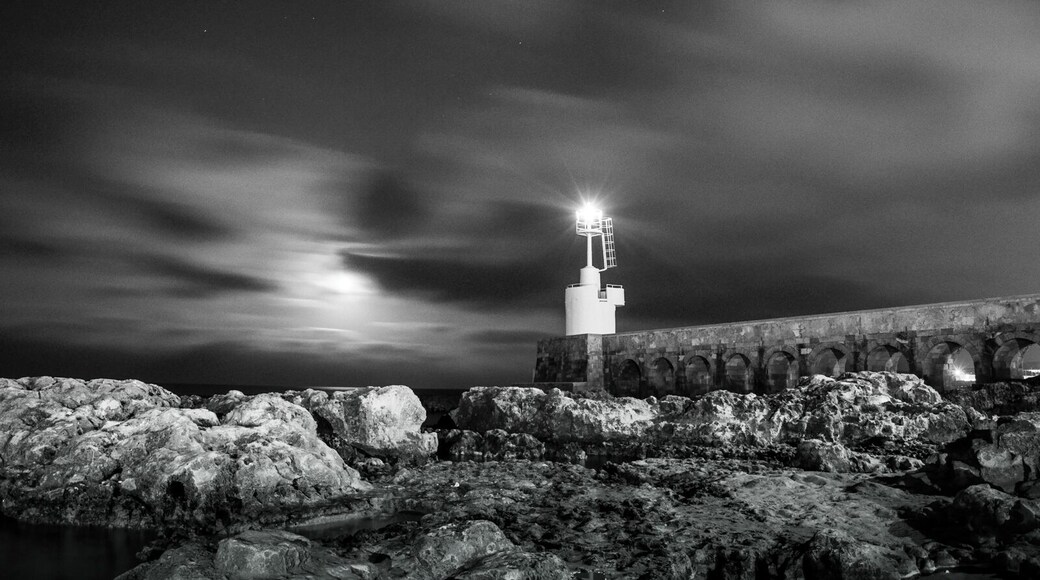 Otranto is a town and comune in the province of Lecce (Apulia, Italy), in a fertile region once famous for its breed of horses.
It is located on the east coast of the Salento peninsula. The Strait of Otranto, to which the city gives its name, connects the Adriatic Sea with the Ionian Sea and separates Italy from Albania. The harbour is small and has little trade.